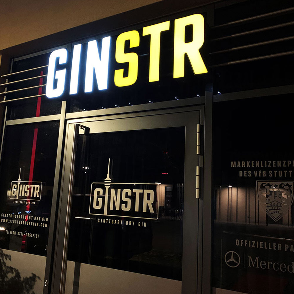 Leuchtbuchstaben GINSTR